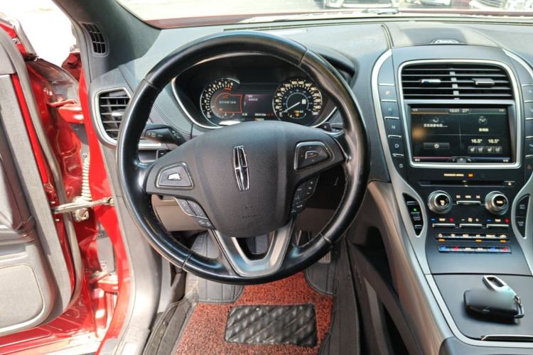 Used Lincoln MKX 2015 2.0T Four-Wheel Drive Luxury Edition Steering Wheel