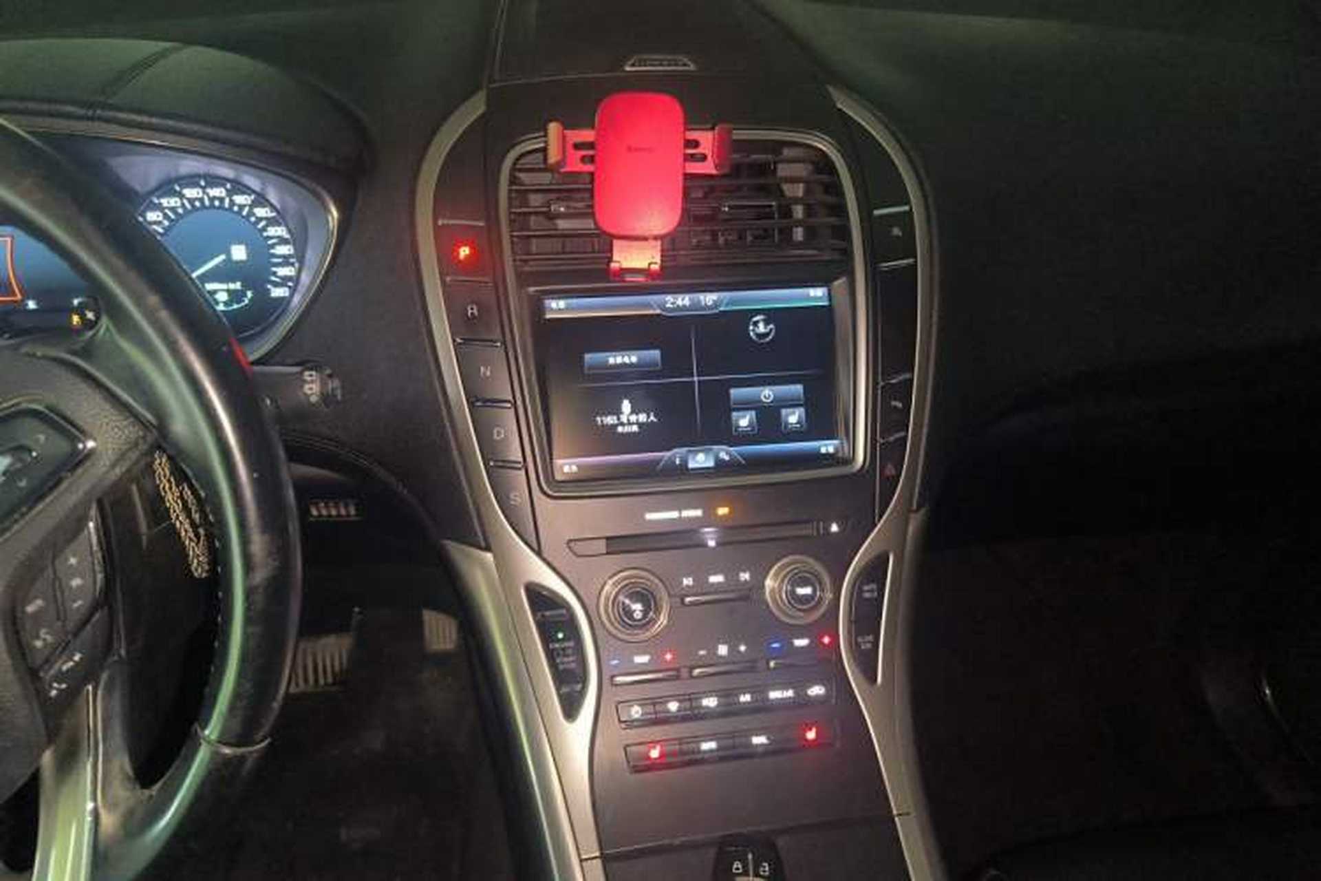 Used Lincoln MKX 2015 2.0T Two-Wheel Drive Deluxe Edition Audio And AC Panel