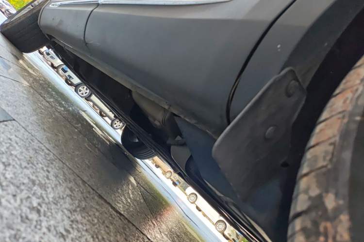 Used Lincoln MKX  Chassis Rear Left