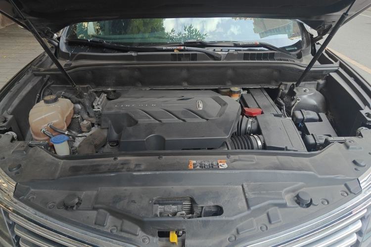 Used Lincoln MKX 2015 2.7T Four-Wheel Drive Prestige Edition Engine Bay