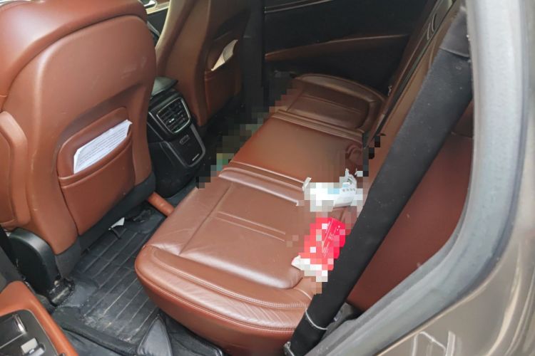 Used Lincoln MKX 2015 2.7T Four-Wheel Drive Prestige Edition Left Rear Seat