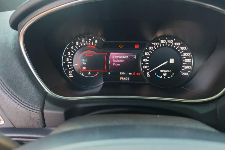 Used Lincoln MKX 2015 2.0T Four-Wheel Drive Luxury Edition Odometer Close Up