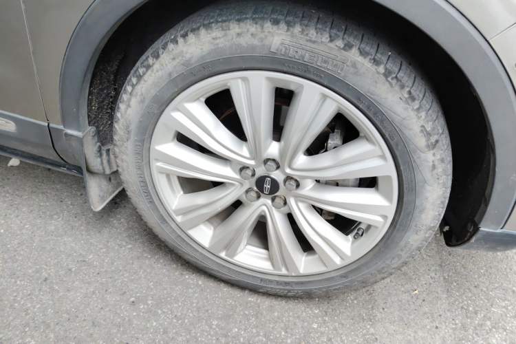 Used Lincoln MKX 2015 2.7T Four-Wheel Drive Prestige Edition Right Front Wheel Hub