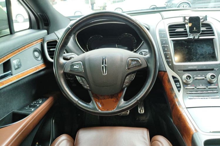 Used Lincoln MKX 2015 2.7T Four-Wheel Drive Prestige Edition Steering Wheel