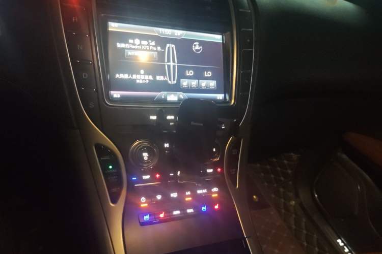 Used Lincoln MKX 2015 2.0T Four-Wheel Drive Luxury Edition Audio And AC Panel