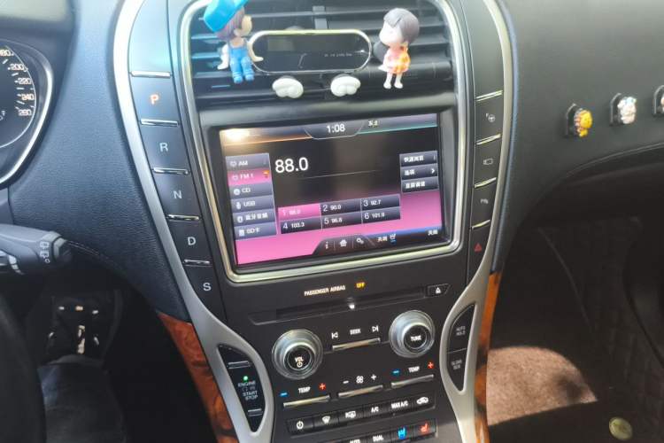 Used Lincoln MKX 2015 2.7T Four-Wheel Drive Prestige Edition Audio And AC Panel