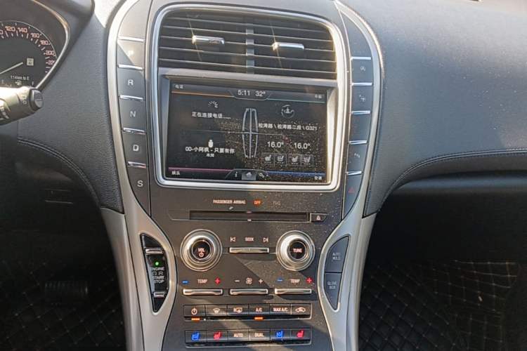 Used Lincoln MKX 2015 2.0T Four-Wheel Drive Luxury Edition Audio And AC Panel