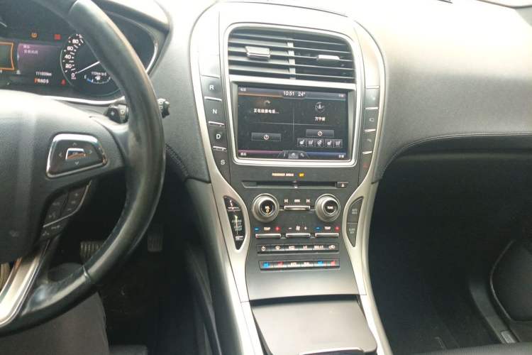 Used Lincoln MKX 2015 2.7T Four-Wheel Drive Prestige Edition Audio And AC Panel