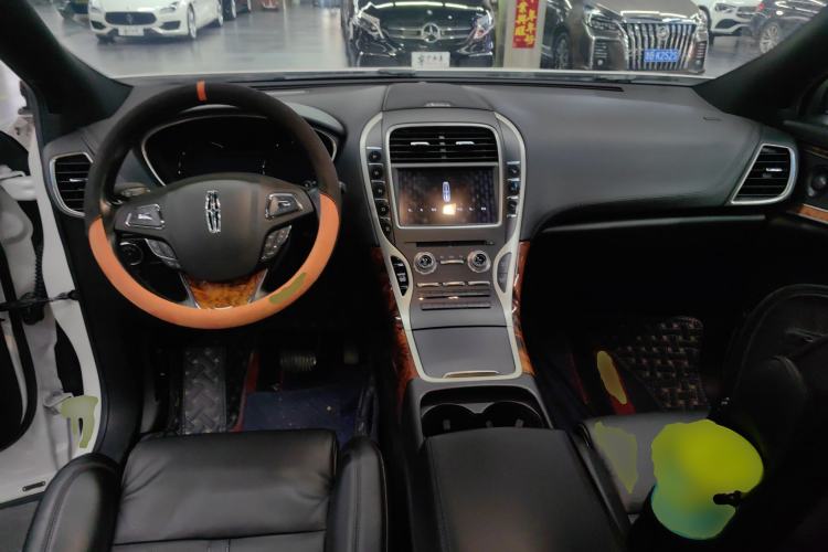 Used Lincoln MKX 2015 2.7T Four-Wheel Drive Prestige Edition Center Console