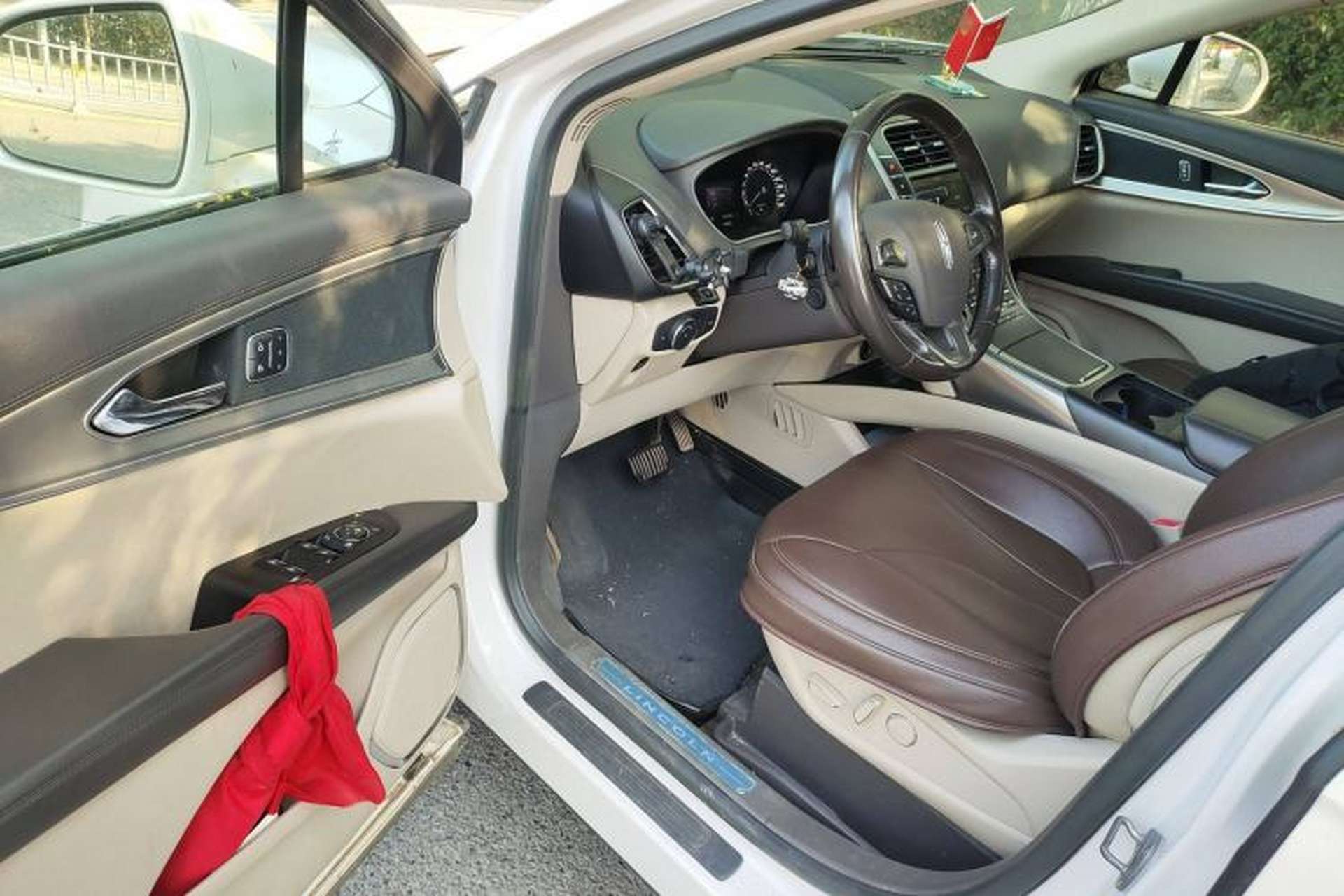 Used Lincoln MKX 2015 2.0T Two-Wheel Drive Deluxe Edition Driver Seat