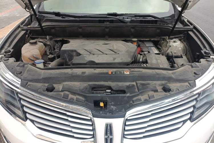 Used Lincoln MKX 2015 2.7T Four-Wheel Drive Prestige Edition Engine Bay