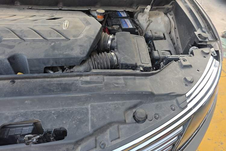 Used Lincoln MKX 2015 2.7T Four-Wheel Drive Prestige Edition Engine Bay Left