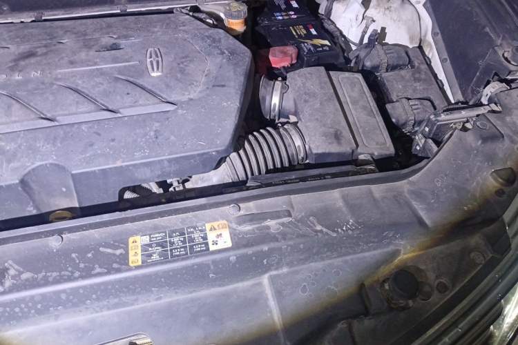 Used Lincoln MKX 2015 2.7T Four-Wheel Drive Prestige Edition Engine Bay Left