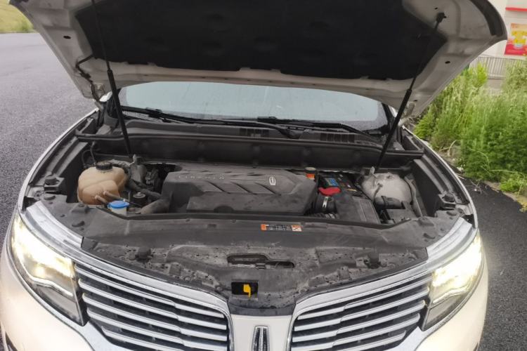 Used Lincoln MKX 2015 2.7T Four-Wheel Drive Prestige Edition Engine Bay