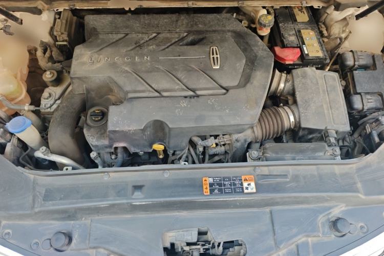Used Lincoln MKX 2015 2.7T Four-Wheel Drive Prestige Edition Engine Bay