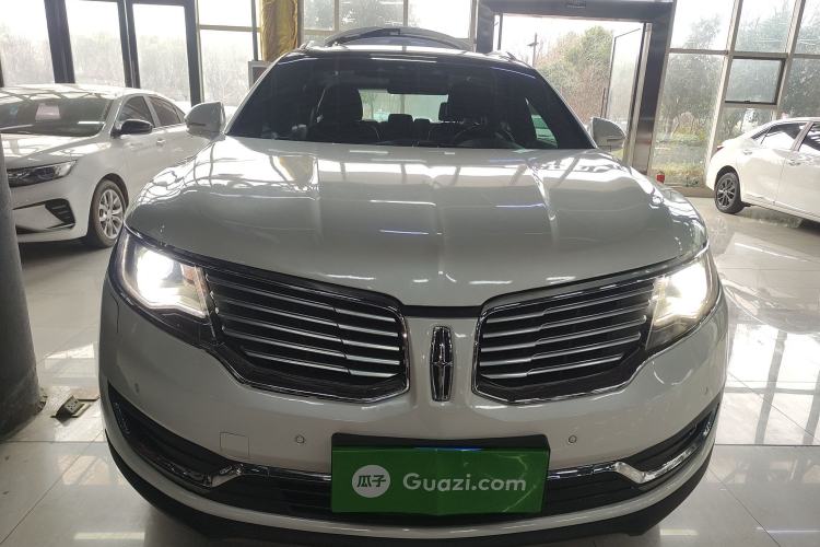 Used Lincoln MKX 2015 2.0T Two-Wheel Drive Deluxe Edition Front