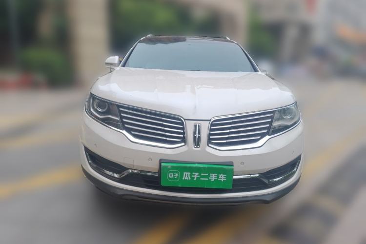 Used Lincoln MKX 2015 2.0T Two-Wheel Drive Deluxe Edition Front