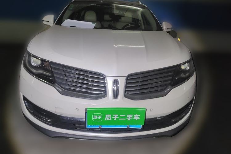 Used Lincoln MKX 2015 2.0T Two-Wheel Drive Deluxe Edition Front