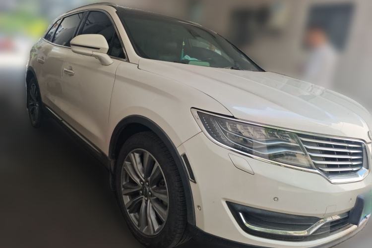 Used Lincoln MKX 2015 2.7T Four-Wheel Drive Prestige Edition Front Right 45 Deg