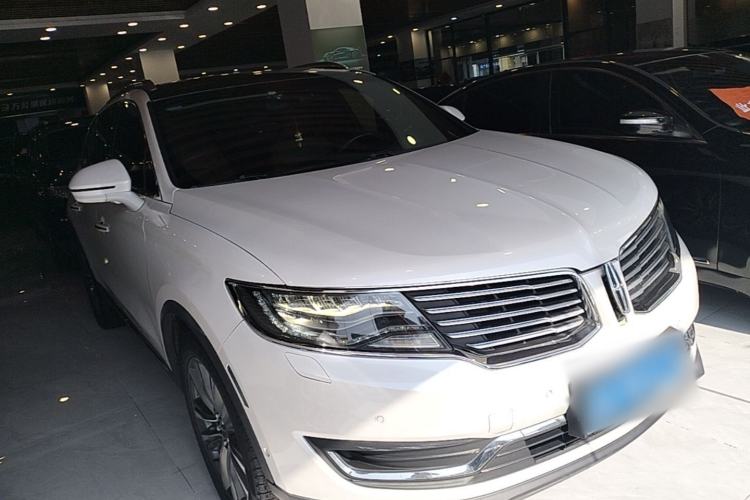 Used Lincoln MKX 2015 2.7T Four-Wheel Drive Prestige Edition Front Right 45 Deg