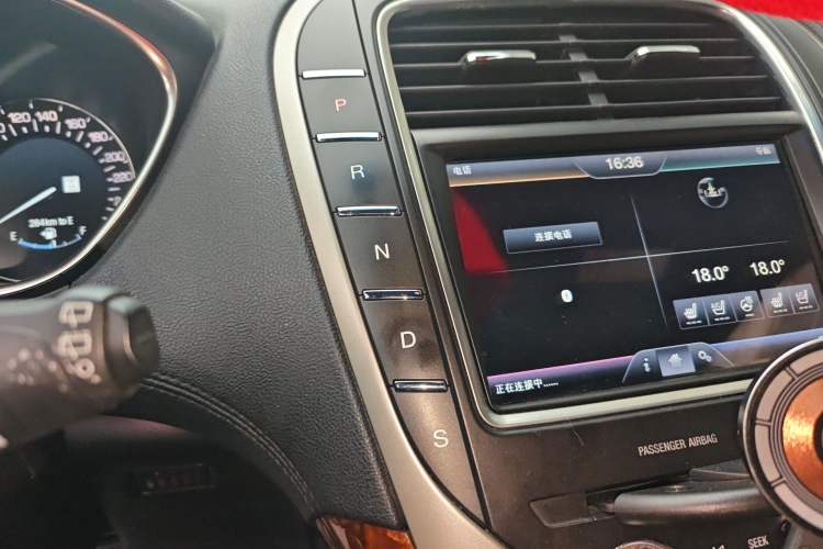 Used Lincoln MKX 2015 2.7T Four-Wheel Drive Prestige Edition Gear Lever