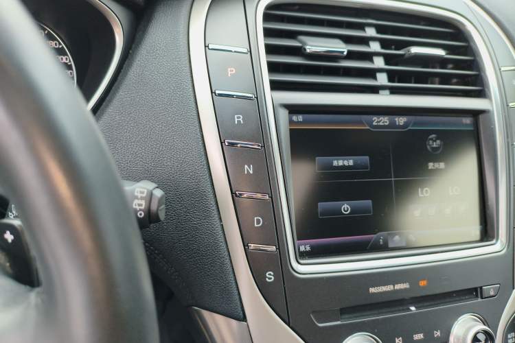 Used Lincoln MKX 2015 2.0T Four-Wheel Drive Luxury Edition Gear Lever