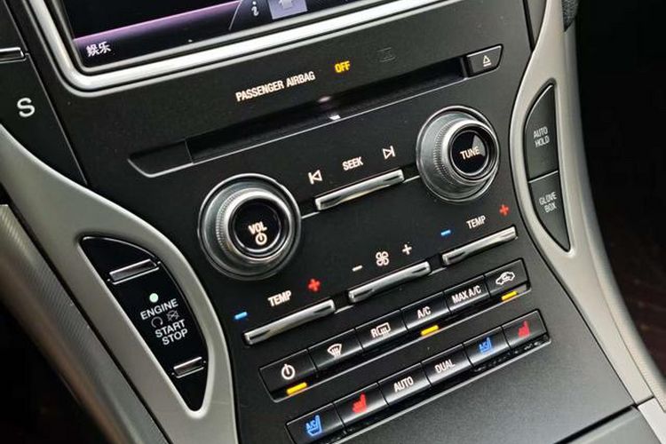 Used Lincoln MKX 2015 2.0T Four-Wheel Drive Luxury Edition Interior 4