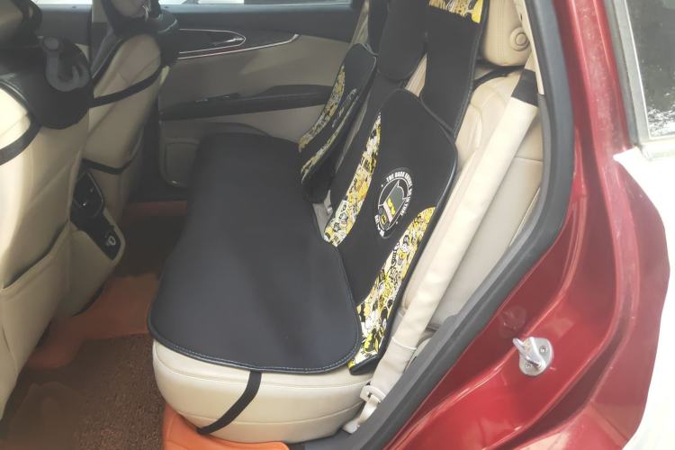 Used Lincoln MKX 2015 2.0T Two-Wheel Drive Deluxe Edition Interior 4