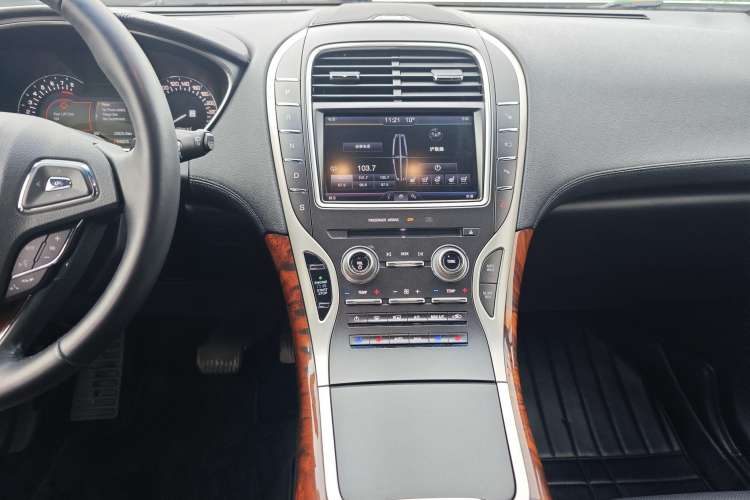 Used Lincoln MKX 2015 2.7T Four-Wheel Drive Prestige Edition Interior 5