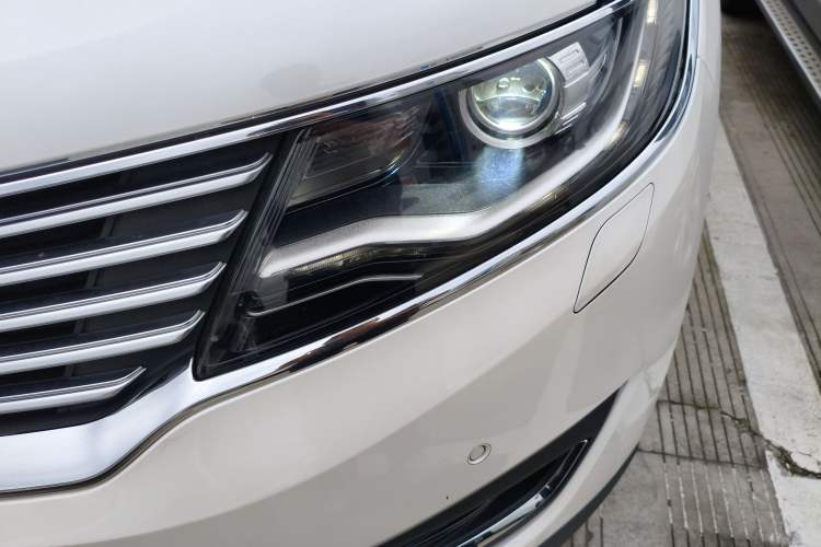 Used Lincoln MKX 2015 2.0T Four-Wheel Drive Luxury Edition Left Front Headlight