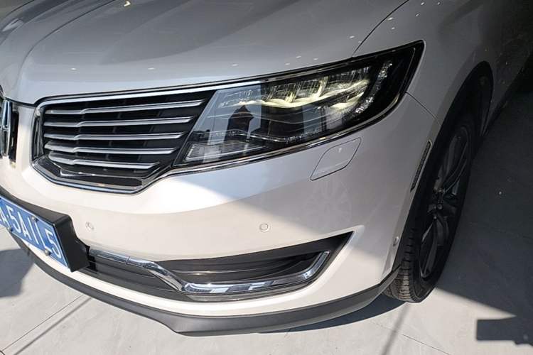 Used Lincoln MKX 2015 2.7T Four-Wheel Drive Prestige Edition Left Front Headlight