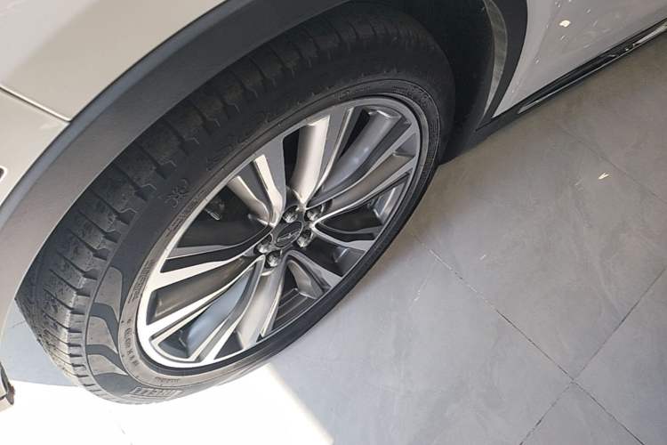Used Lincoln MKX 2015 2.7T Four-Wheel Drive Prestige Edition Left Front Wheel Hub