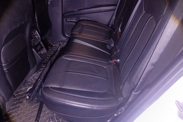 Used Lincoln MKX 2015 2.7T Four-Wheel Drive Prestige Edition Left Rear Seat