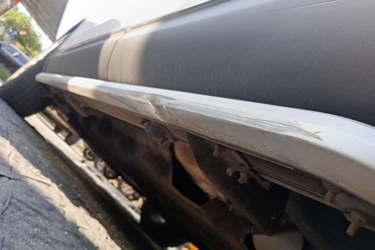Used Lincoln MKX 2015 2.0T Four-Wheel Drive Luxury Edition Left Side Sill