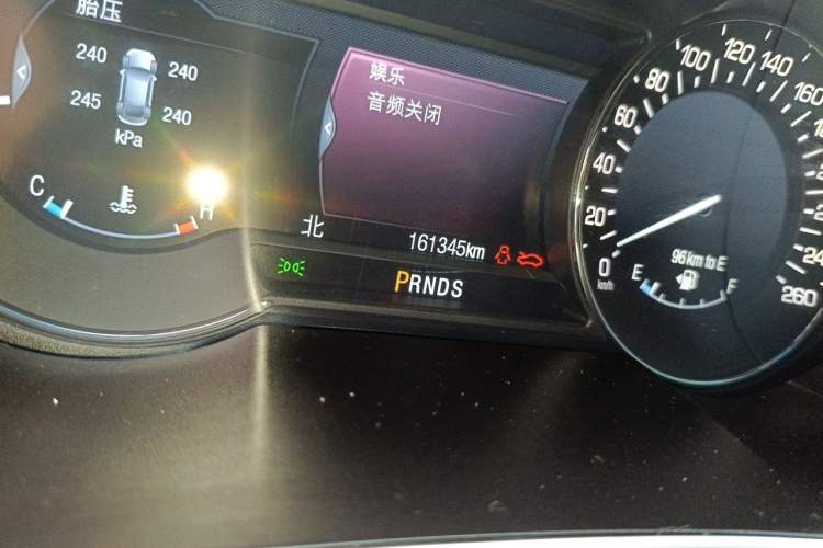 Used Lincoln MKX 2015 2.0T Four-Wheel Drive Luxury Edition Odometer Close Up