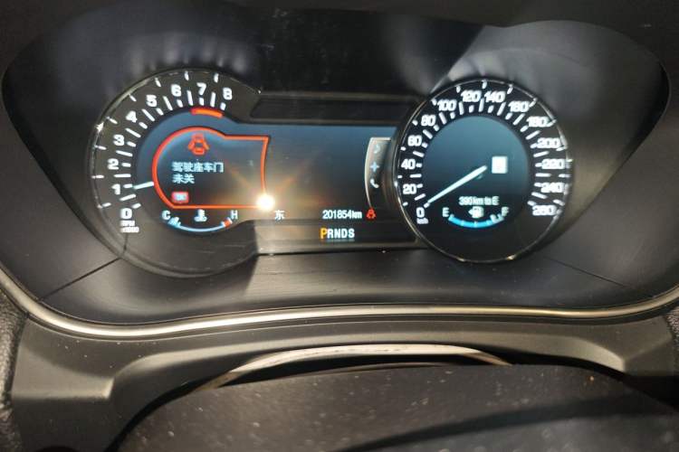 Used Lincoln MKX 2015 2.0T Four-Wheel Drive Luxury Edition Odometer Close Up