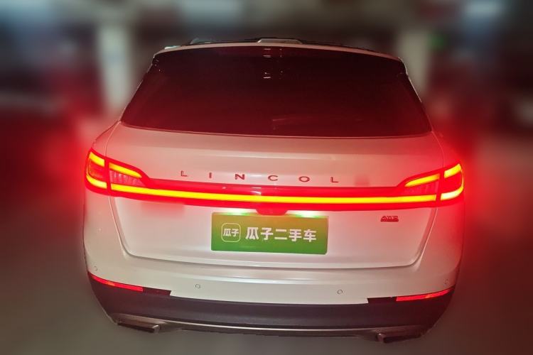 Used Lincoln MKX 2015 2.0T Four-Wheel Drive Luxury Edition Rear
