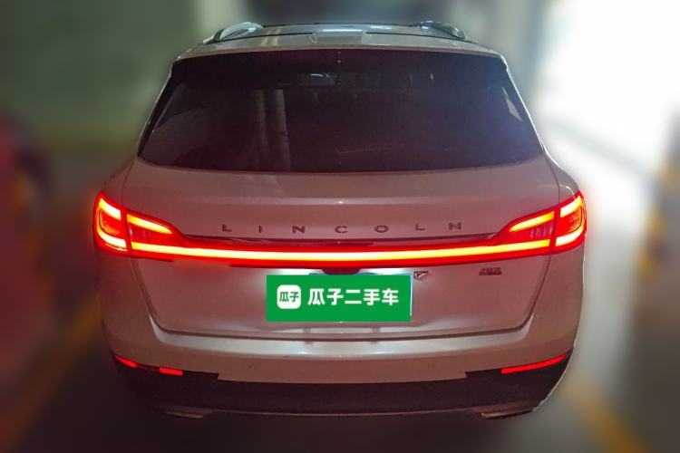 Used Lincoln MKX 2015 2.0T Four-Wheel Drive Luxury Edition Rear