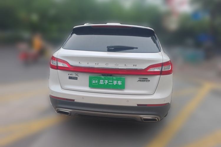 Used Lincoln MKX 2015 2.0T Two-Wheel Drive Deluxe Edition Rear