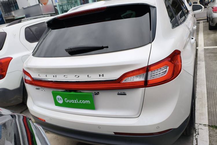 Used Lincoln MKX 2015 2.0T Four-Wheel Drive Luxury Edition Rear