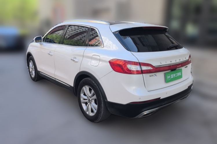 Used Lincoln MKX 2015 2.0T Two-Wheel Drive Deluxe Edition Rear Left 45 Deg