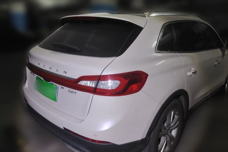 Used Lincoln MKX 2015 2.0T Two-Wheel Drive Deluxe Edition Rear Right 45 Deg