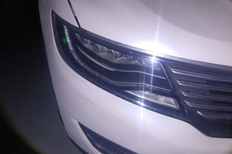 Used Lincoln MKX 2015 2.7T Four-Wheel Drive Prestige Edition Right Front Headlight