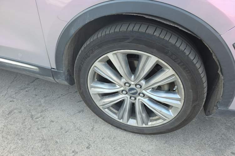 Used Lincoln MKX 2015 2.7T Four-Wheel Drive Prestige Edition Right Front Wheel Hub