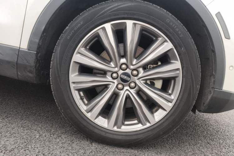 Used Lincoln MKX 2015 2.7T Four-Wheel Drive Prestige Edition Right Front Wheel Hub