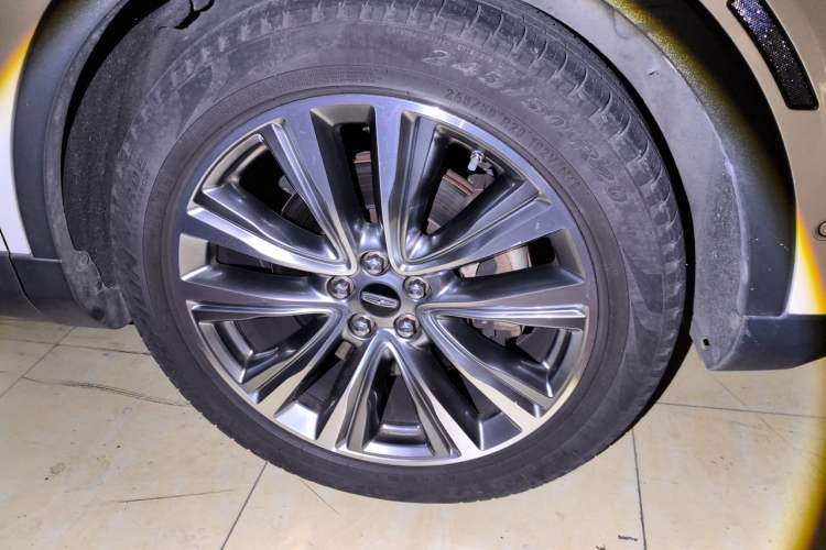 Used Lincoln MKX 2015 2.7T Four-Wheel Drive Prestige Edition Right Front Wheel Hub
