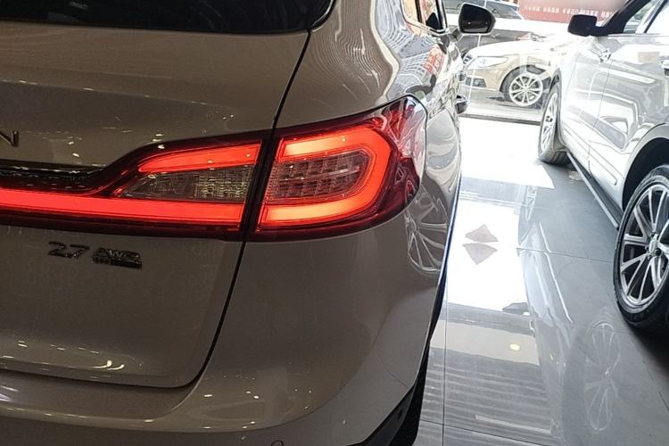 Used Lincoln MKX 2015 2.7T Four-Wheel Drive Prestige Edition Right Rear Taillight