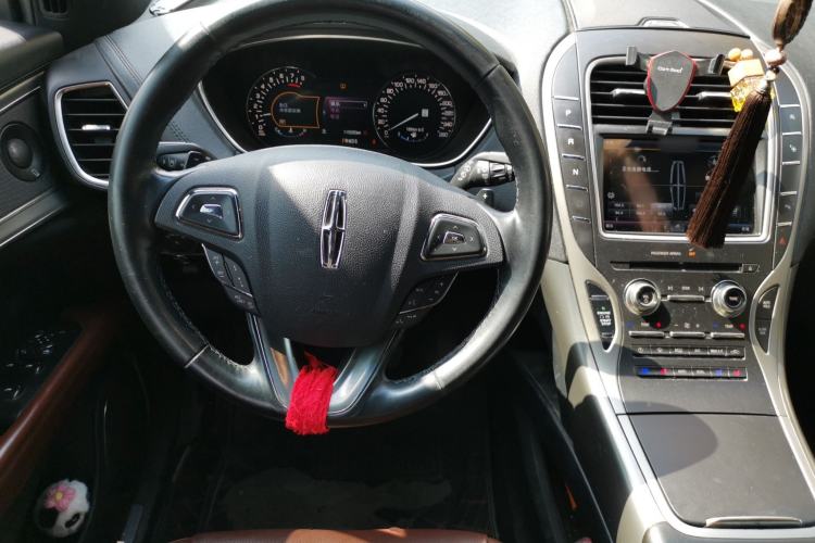 Used Lincoln MKX 2015 2.0T Four-Wheel Drive Luxury Edition Steering Wheel