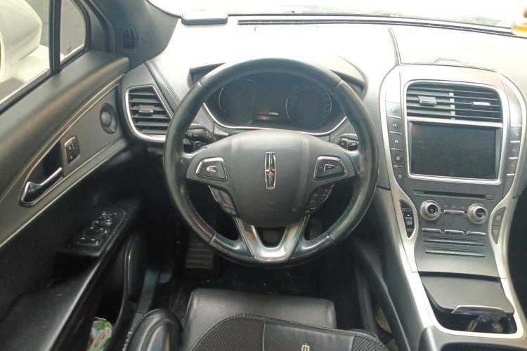 Used Lincoln MKX 2015 2.7T Four-Wheel Drive Prestige Edition Steering Wheel