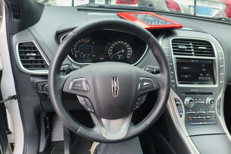 Used Lincoln MKX 2015 2.0T Four-Wheel Drive Luxury Edition Steering Wheel